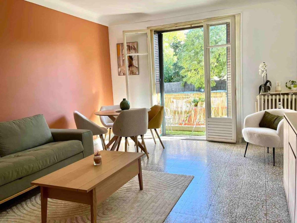 Bel Appartement Lumineux Et Calme A 10Min A Pied Du Centre Aix Avec Parking Et Air Conditionne Aix-en-Provence Luaran gambar