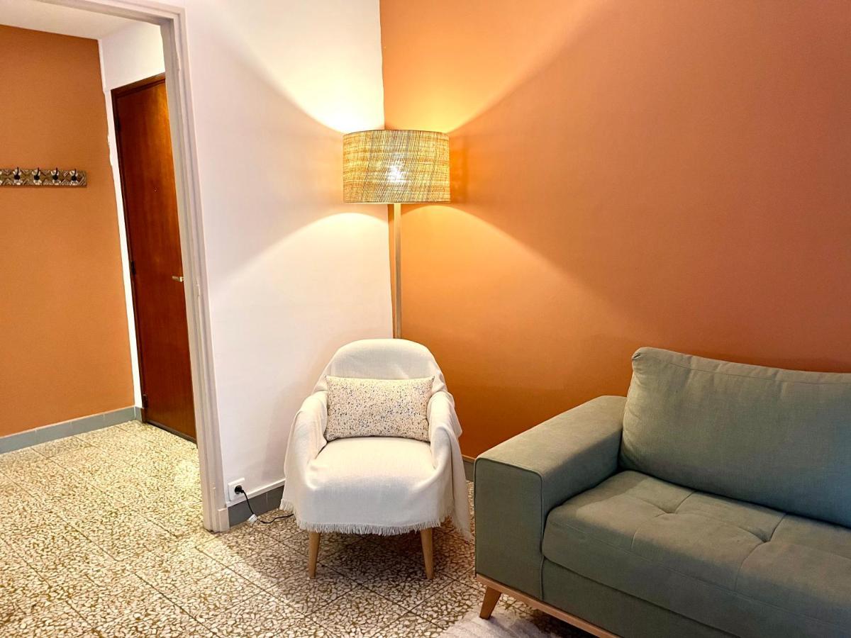 Bel Appartement Lumineux Et Calme A 10Min A Pied Du Centre Aix Avec Parking Et Air Conditionne Aix-en-Provence Luaran gambar