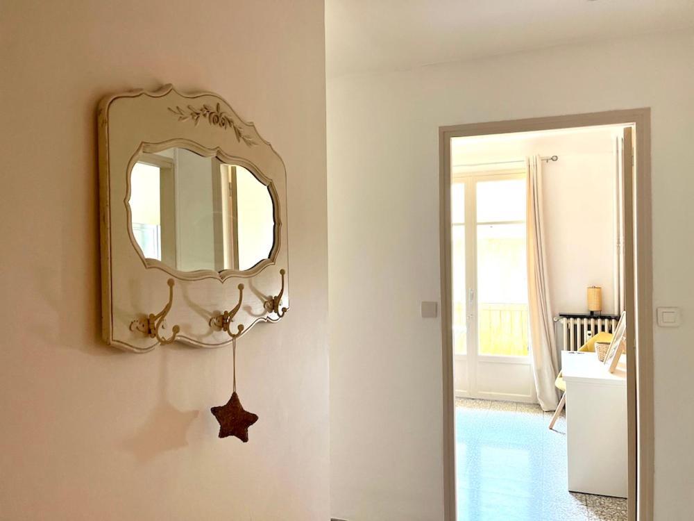 Bel Appartement Lumineux Et Calme A 10Min A Pied Du Centre Aix Avec Parking Et Air Conditionne Aix-en-Provence Luaran gambar
